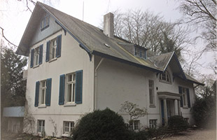 Villa C.